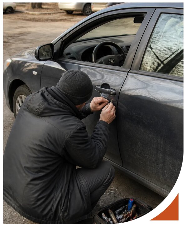 Профессиональное вскрытие автомобиля Тойота без повреждений в Кольчугине